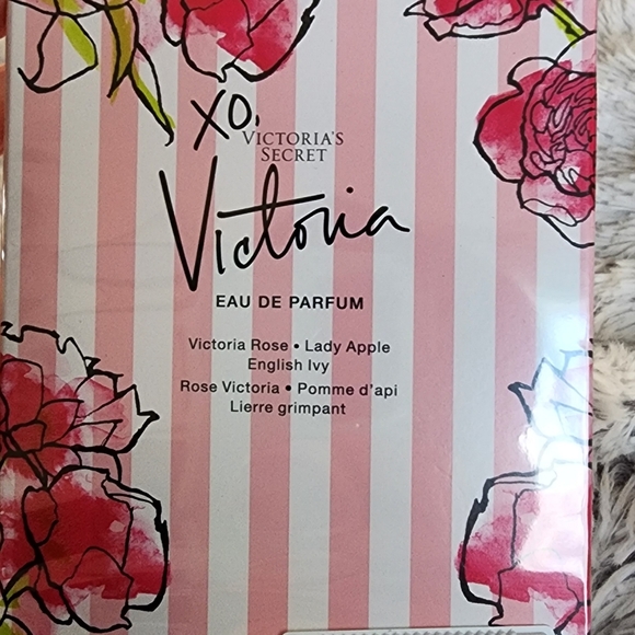 XO Victoria Set NWT 2 Piece Perfume and Lotion - Picture 3 of 5